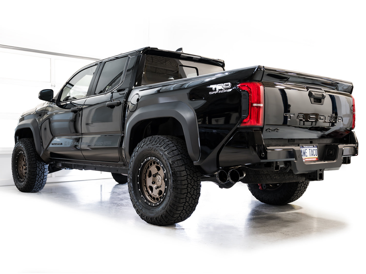 AWE Tuning Exhaust System Kit 3015-33254 product image 5