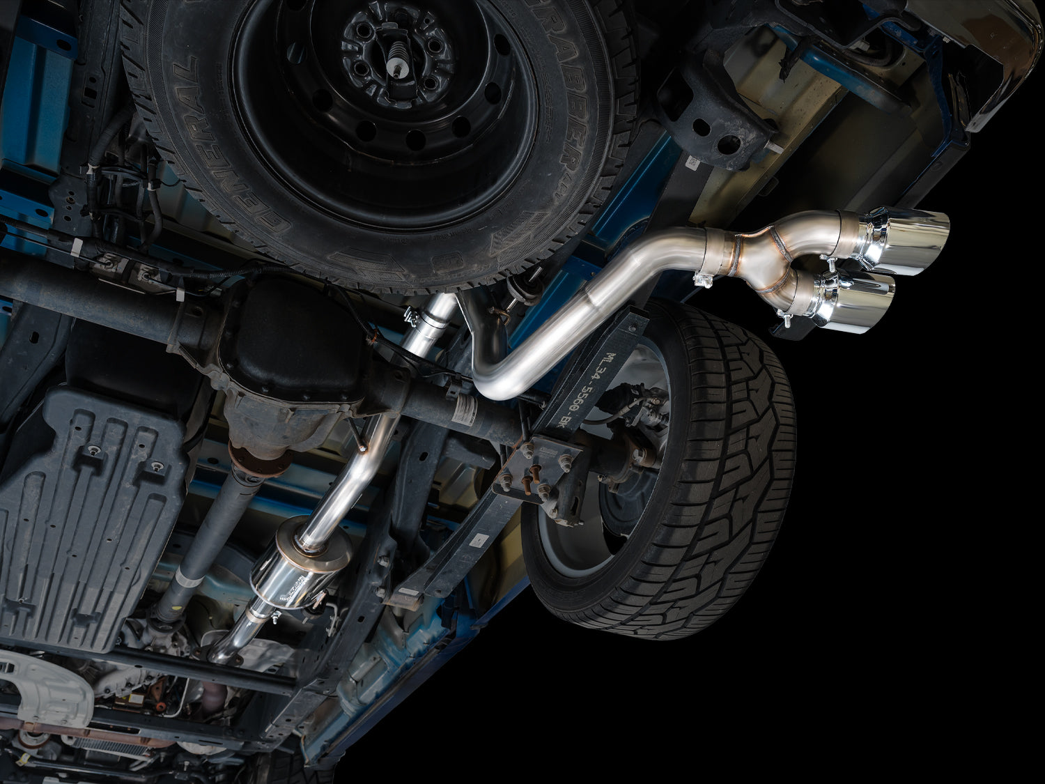 AWE Tuning Exhaust System Kit 3015-32145 product image 2