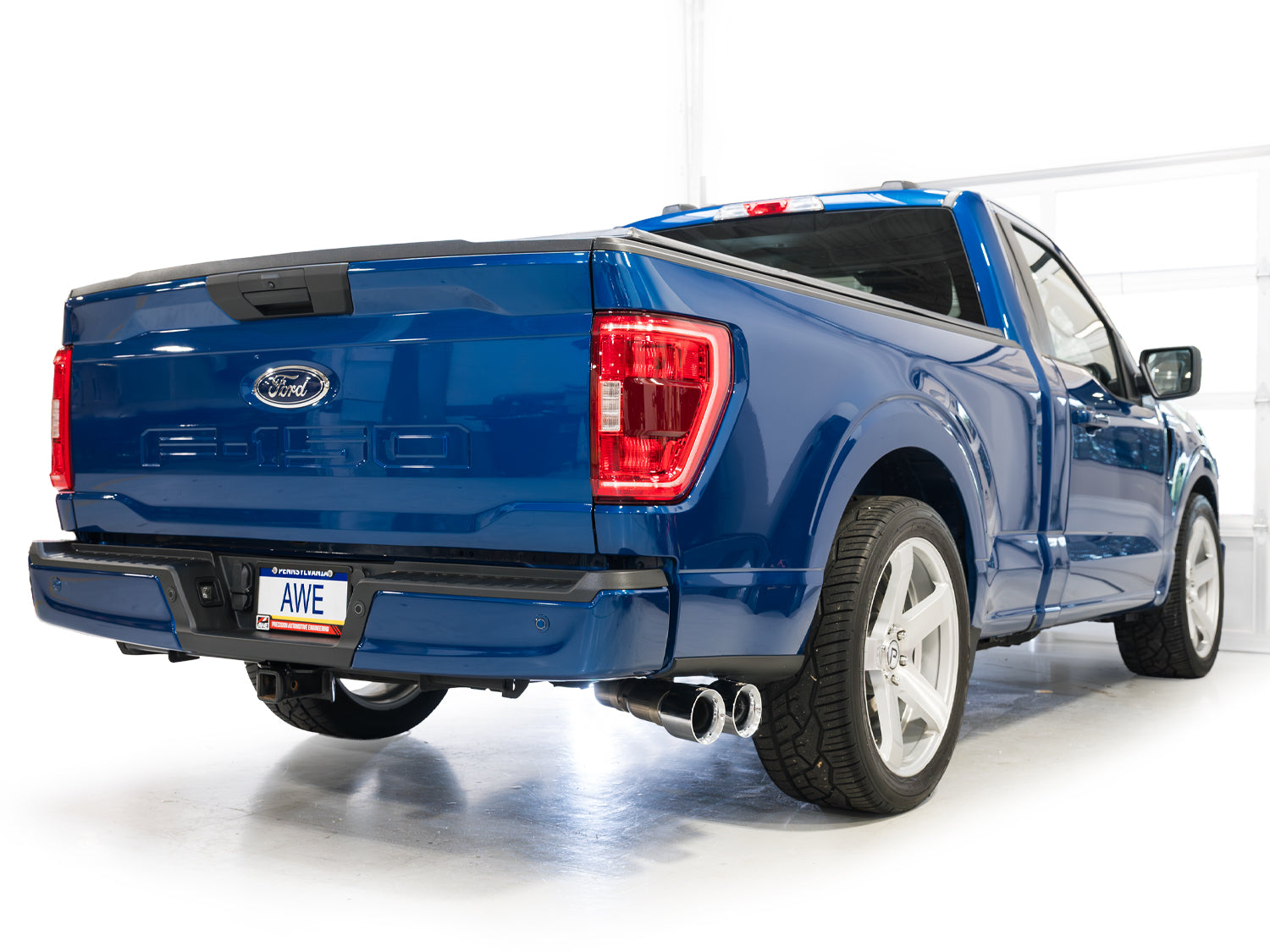 AWE Tuning Exhaust System Kit 3015-32145 product image 4