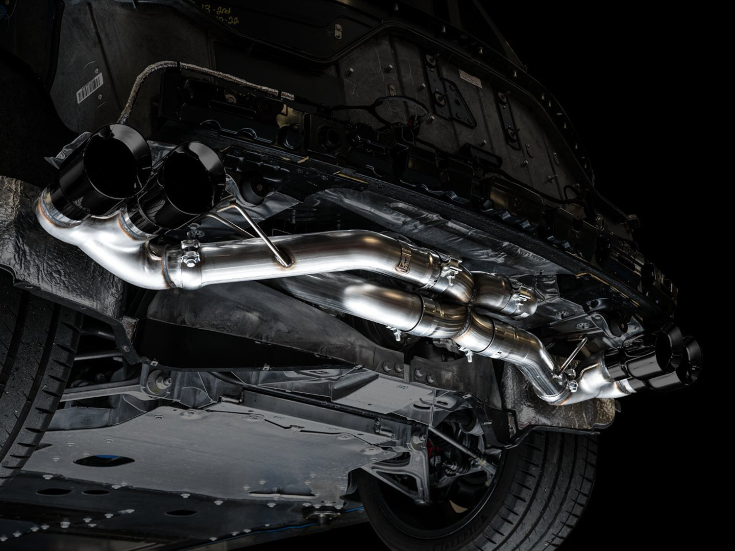 AWE Tuning Exhaust System Kit 3020-43086 product image 8