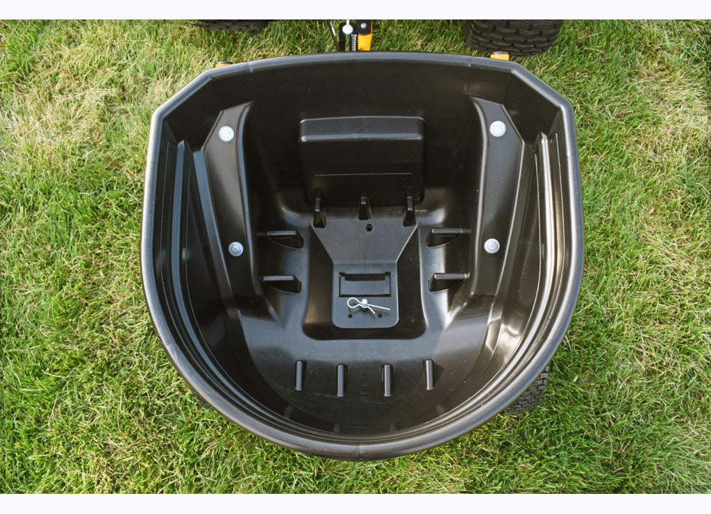 Agri-Fab Cub Cadet 115 lb Tow-Behind Lawn & Garden Broadcast Spreader, 100 lb Tow Spreader & Seeder Capacity - CCXGZAF0602 - image 6