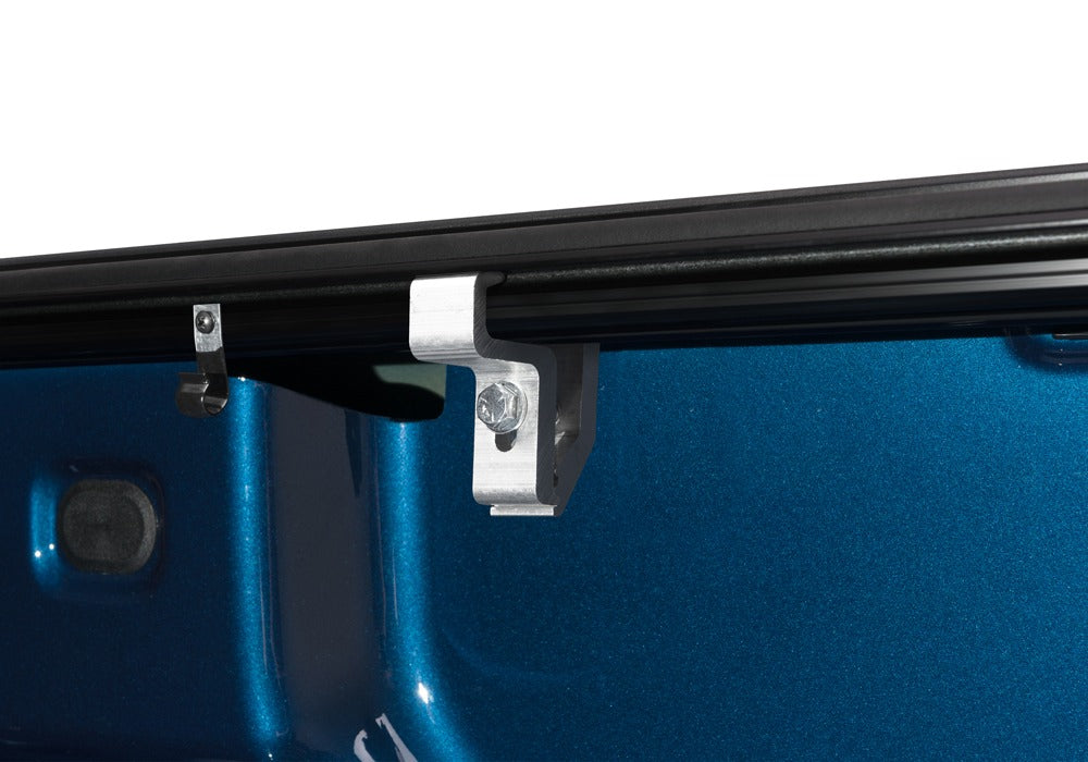 UnderCover Hard Folding Tonneau Covers FX11008 product image 5