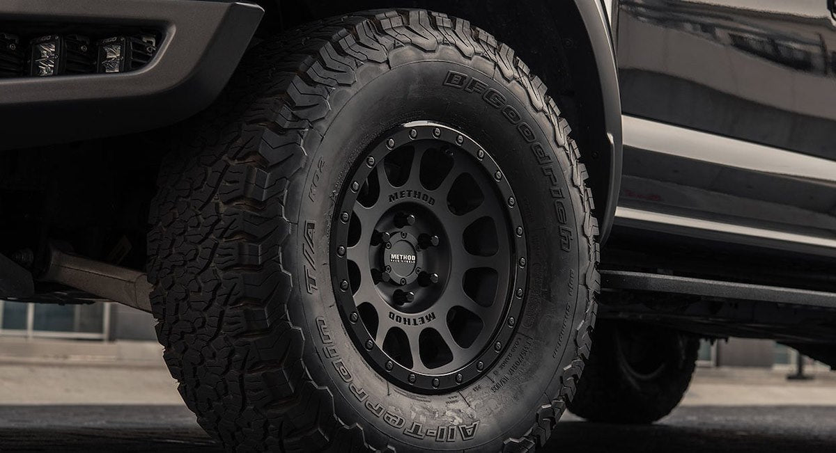 Method Race Wheels Wheel, 305 NV, 17 in Diameter x 8.5 in Width, 6 x 139.7 Millimeter/6 x 5.50 in Bolt Pattern - MR305785601025