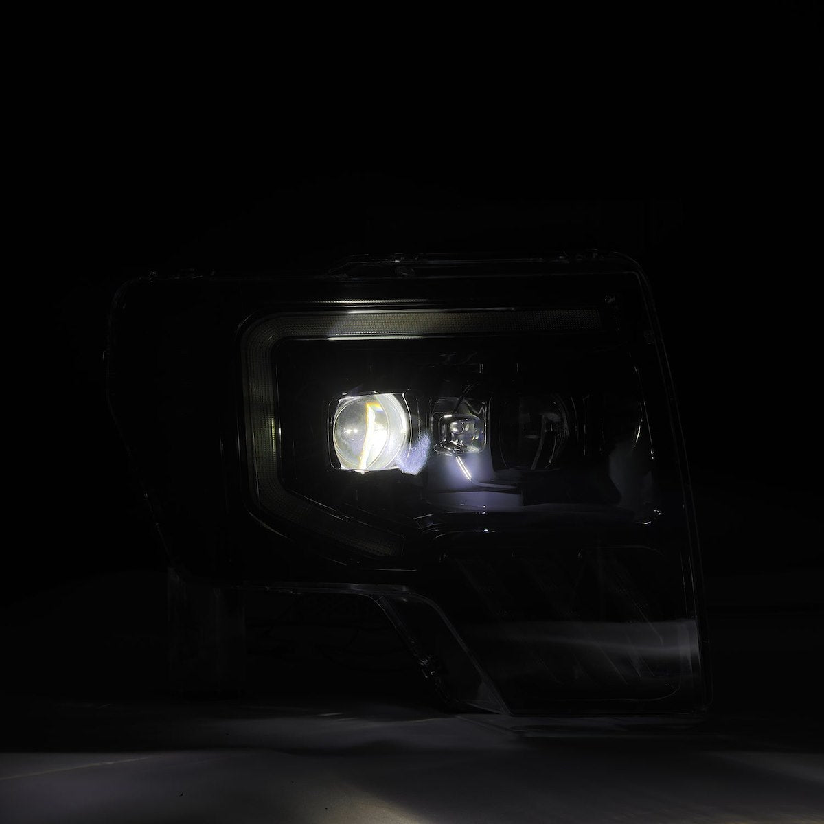 AlphaRex Headlight Assembly 880092 product image 9