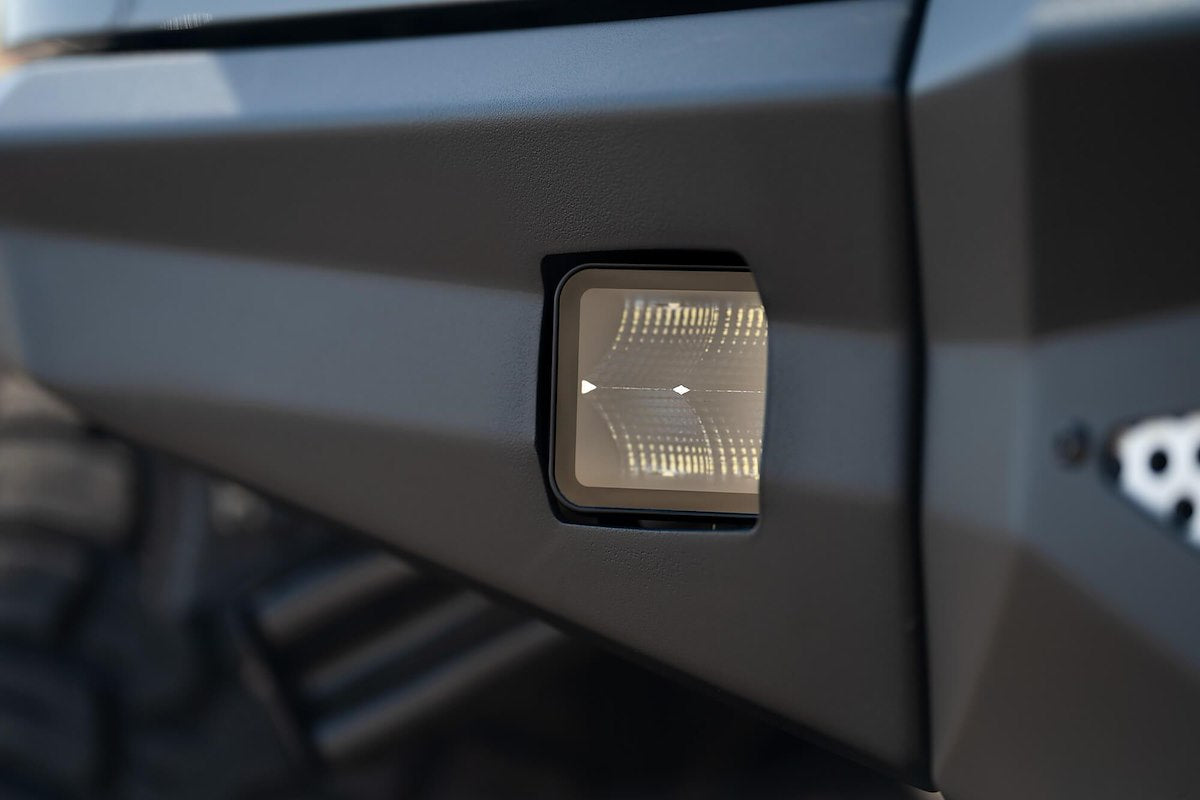 DV8 Offroad Driving/Fog Light, LED Bulb, OSRAM P9 LED, 3 in Square - BE3EW40W