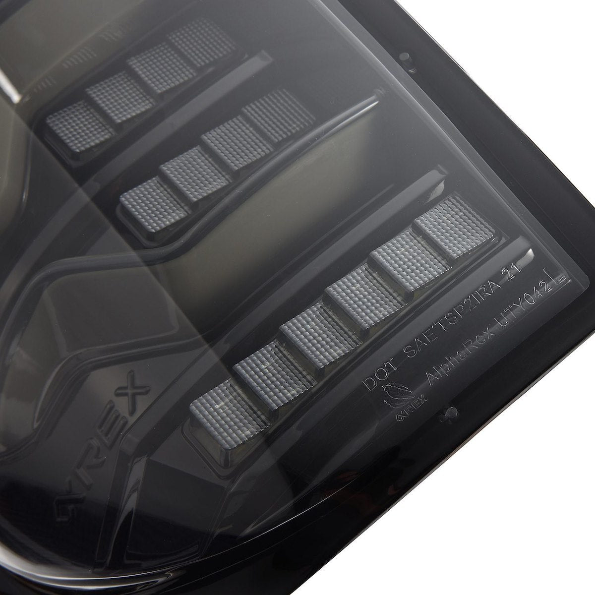 AlphaRex Tail Light Assembly 672030 product image 2