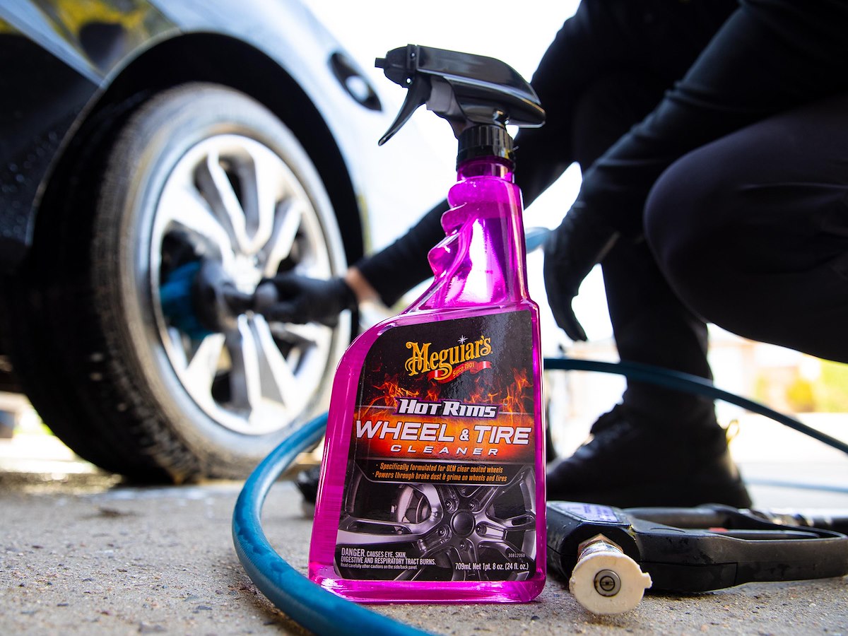 Meguiars Wheel Cleaner, 24 oz Spray Bottle - G9524