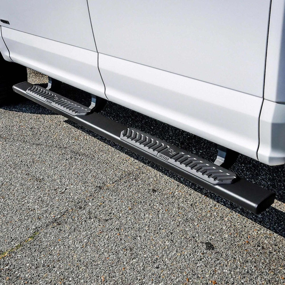 Westin Nerf Bar, R5 XD Series, 5 in Rectangular Straight, Textured Powder Coat - 28-521095