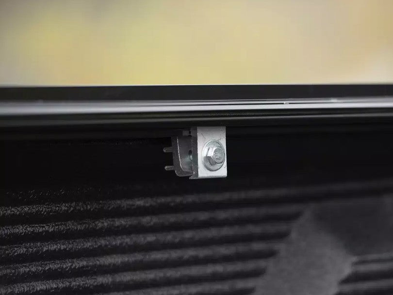 BAK Hard Folding Tonneau Covers 1126227 product image 17