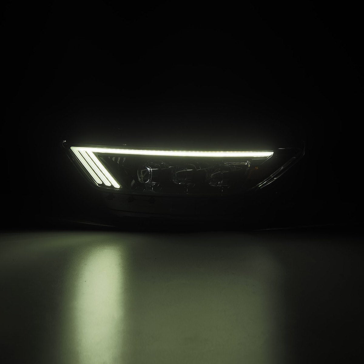 AlphaRex Headlight Assembly 880114 product image 4