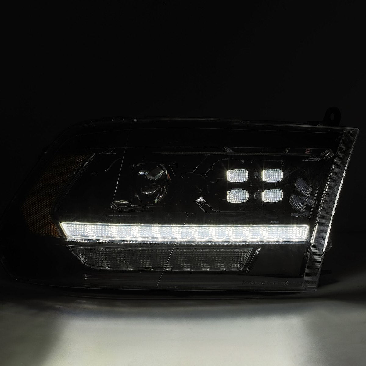 AlphaRex Headlight Assembly 880520 product image 2