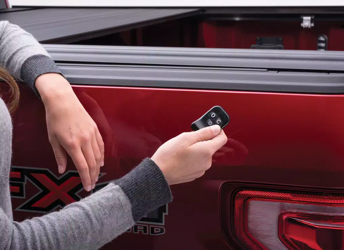 Retrax Retractable Tonneau Covers 90243 product image 14