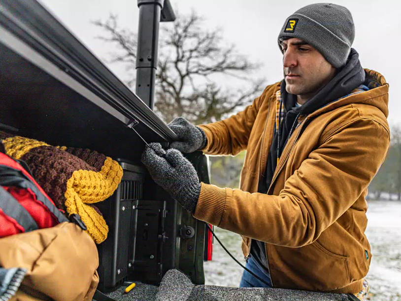 BAK Hard Folding Tonneau Covers 449126TS product image 7