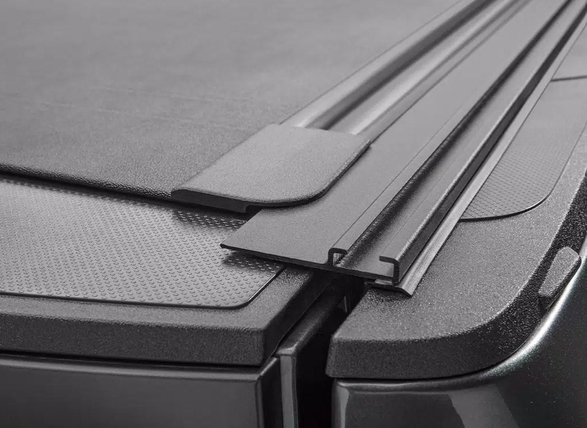 BAK Hard Rolling Tonneau Covers 80329RK product image 19