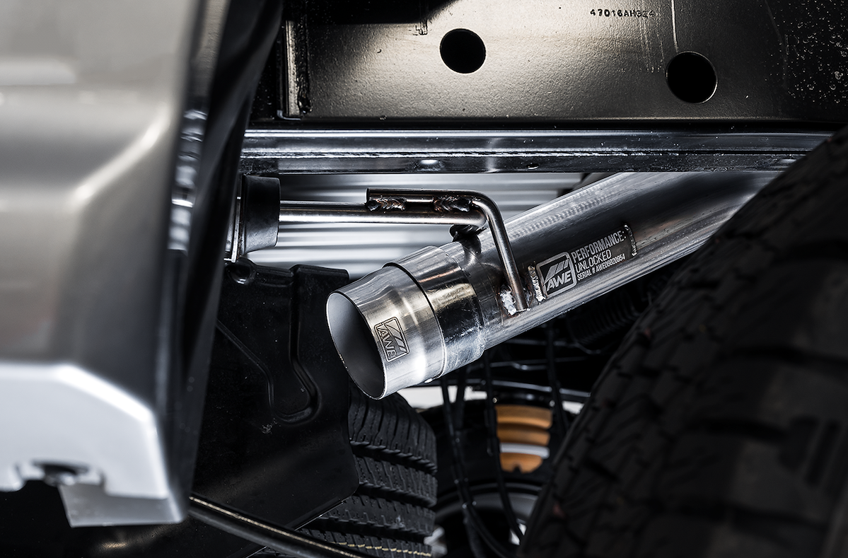 AWE Tuning Exhaust System Kit 3015-23064 product image 2