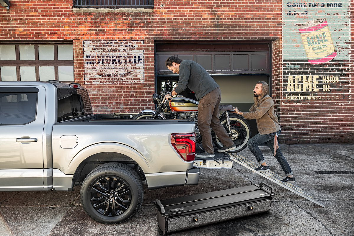 Retrax Retractable Tonneau Covers R-T-80383 product image 15