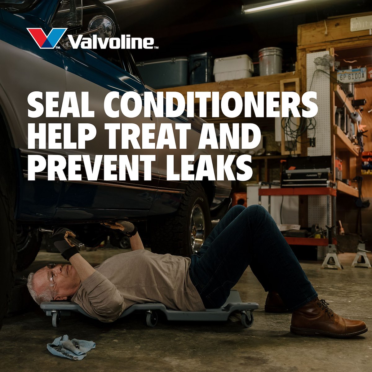 Valvoline Oil, SAE 10W-30, 5 qt Jug - 881161