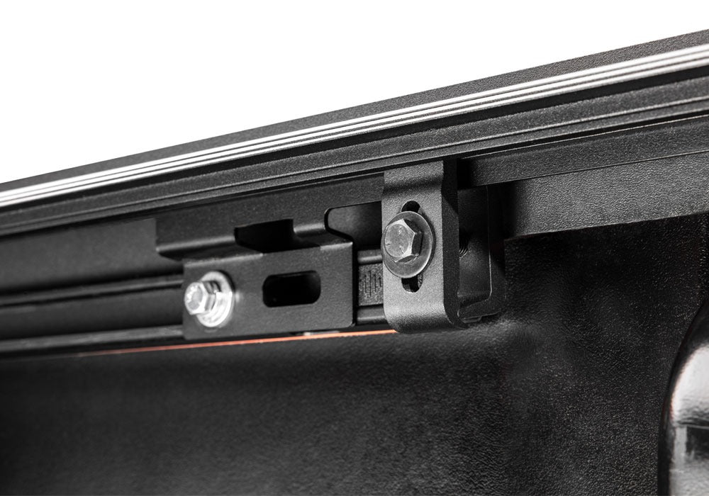 UnderCover One-Piece Hard Tonneau Covers SL44002 product image 4