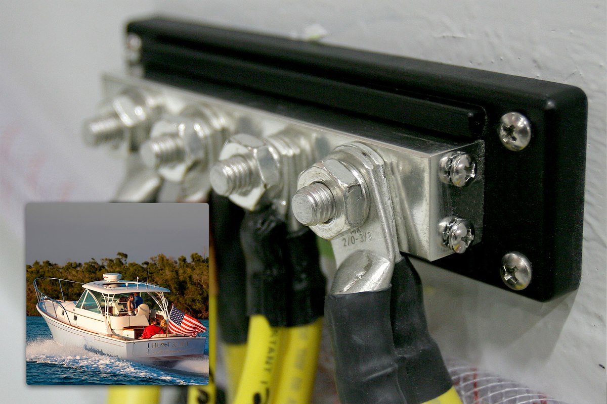 Blue Sea Busbar, 4 Stud Terminal/4 Screw Terminal, 300 V AC/48 V DC, 545 amp AC/600 amp DC - 2104-BSS