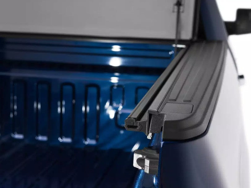 BAK Hard Folding Tonneau Covers 1126226 product image 10