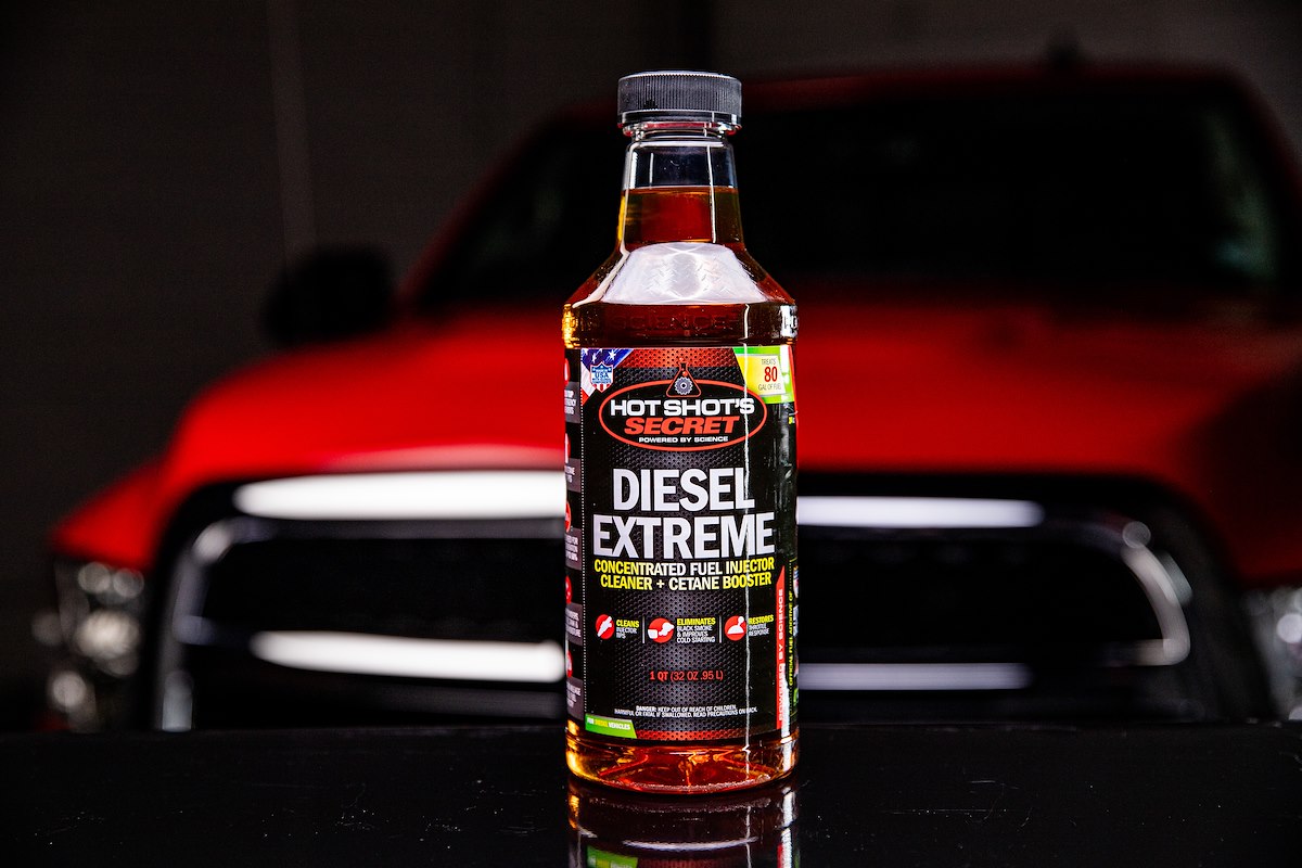 Hot Shot's Secret/ Lubrication Specialties Fuel Additive, Treats Up To 80 gal, 32 oz Bottle - P040432Z
