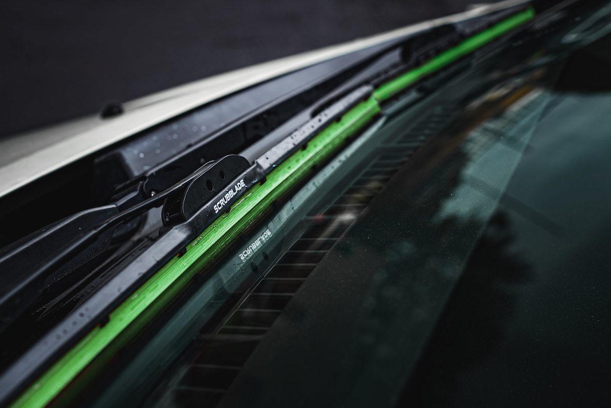 Scrubblade Windshield Wiper Blade, 22 in Length, Ceramic Coated Silicone Blade - CBG2200
