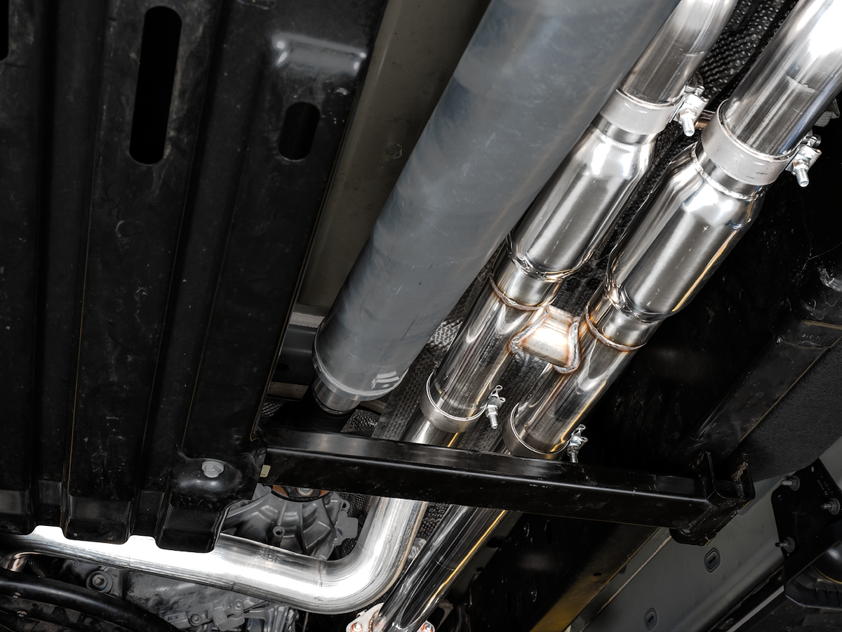 AWE Tuning Exhaust System Kit 3015-32004 product image 10