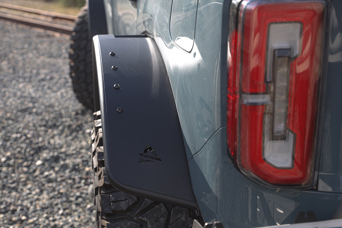 Attica 4x4 Fender Flare Set ATTFB01H102-BX-R product image 8