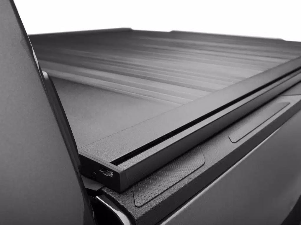 Retrax Retractable Tonneau Covers EQ0378-1 product image 7