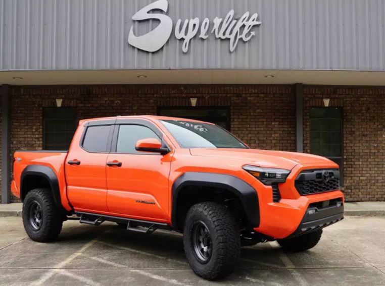 Superlift Leveling Kit Suspension, 2 in Lift - 40055