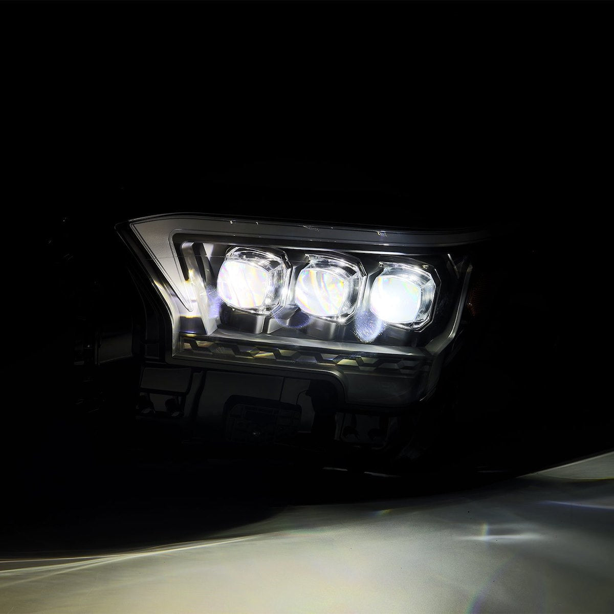 AlphaRex Headlight Assembly 880333 product image 6