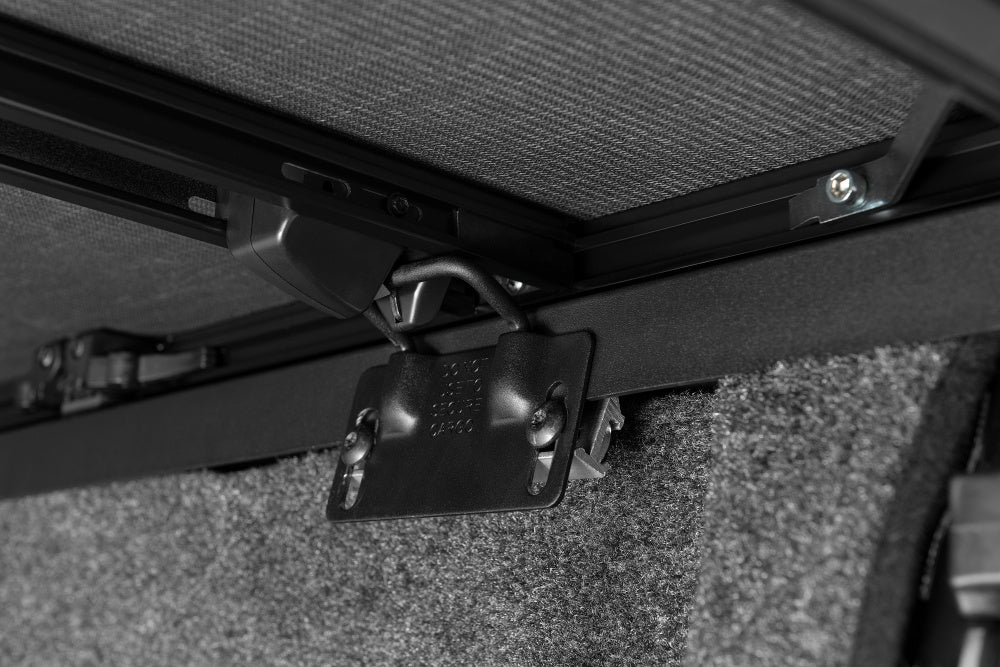 Extang Tonneau Cover, 2 Folds/3 Panels, Matte Black - 90735