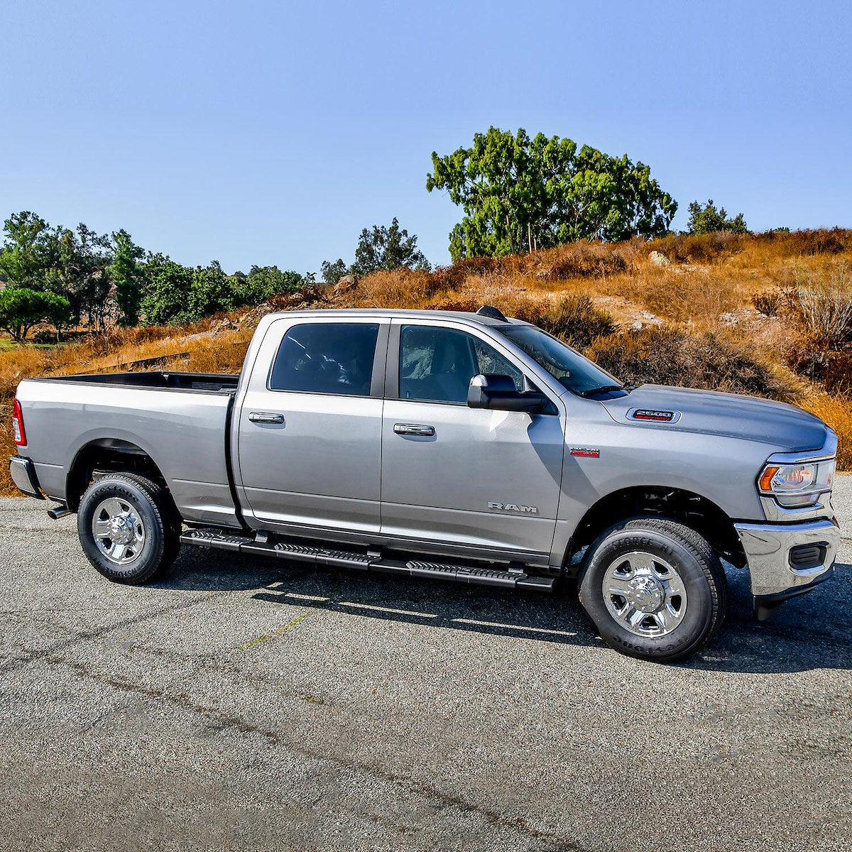 Westin Running Boards & Nerf Bars 28-534785 product image 7