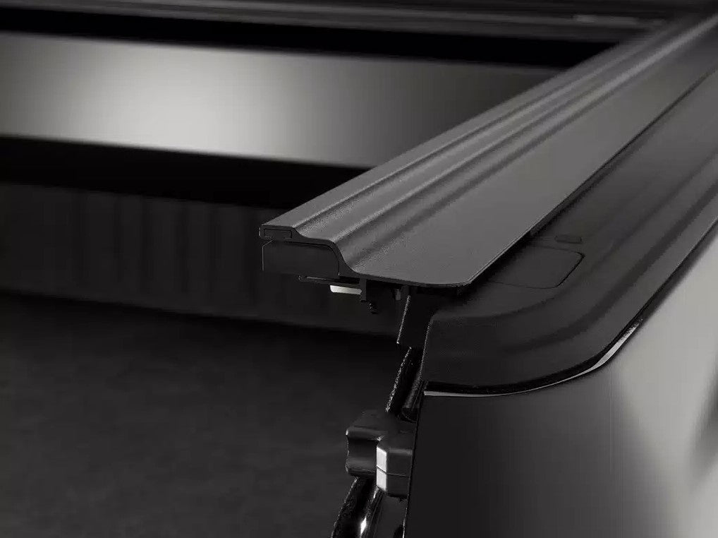 Retrax Retractable Tonneau Covers 90832RTX product image 9