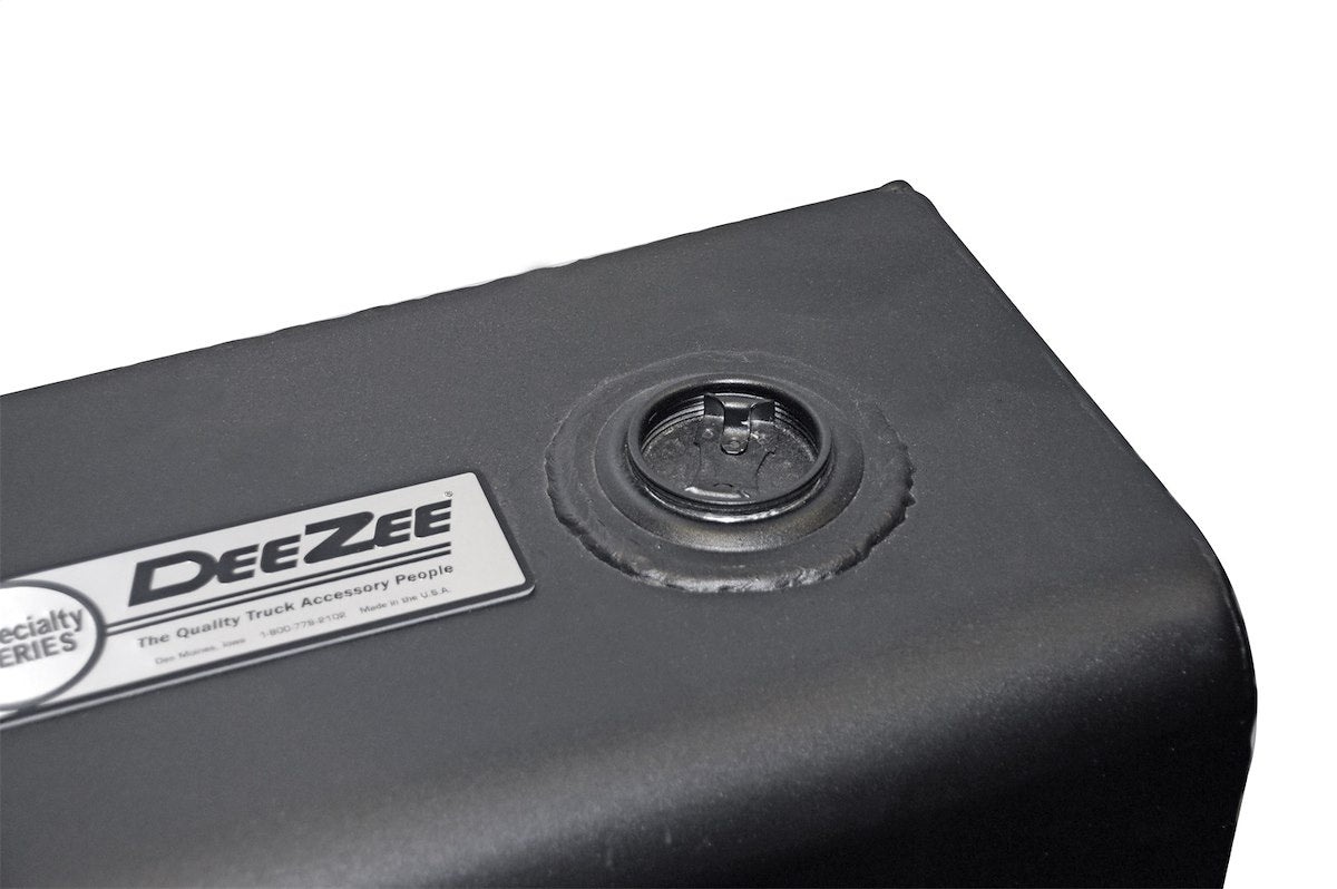Dee Zee Liquid Transfer Tank, 19-3/4 in Length x 46-3/4 in Width x 17-5/8 in Height Chest, 92 gal Capacity - DZ92647SB
