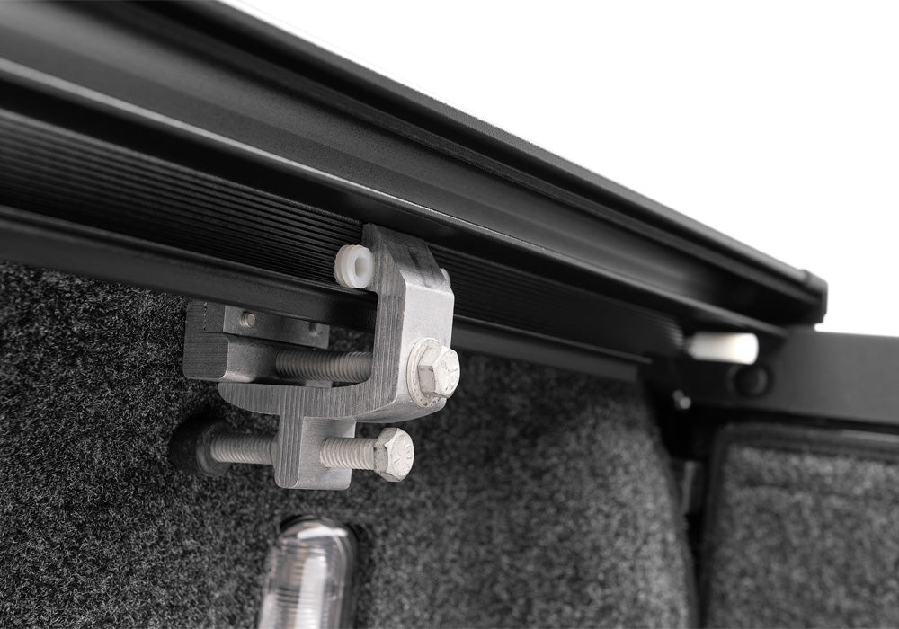 Retrax Retractable Tonneau Covers T-80383 product image 12