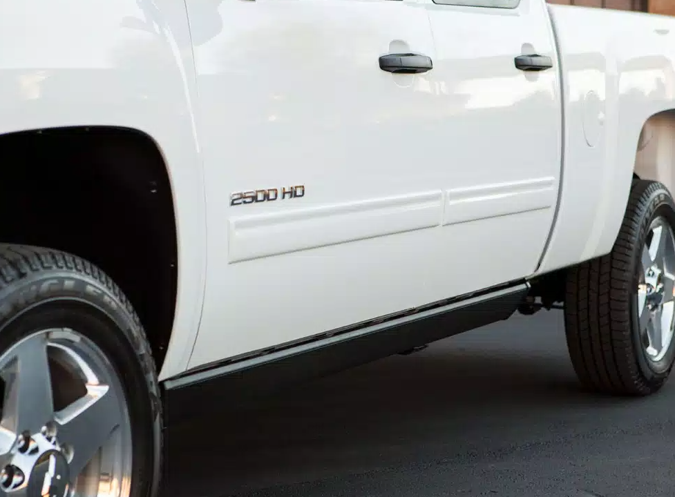 AMP Research Running Board, Textured Powder Coated, Black, Die Cast Aluminum - 76147-01A