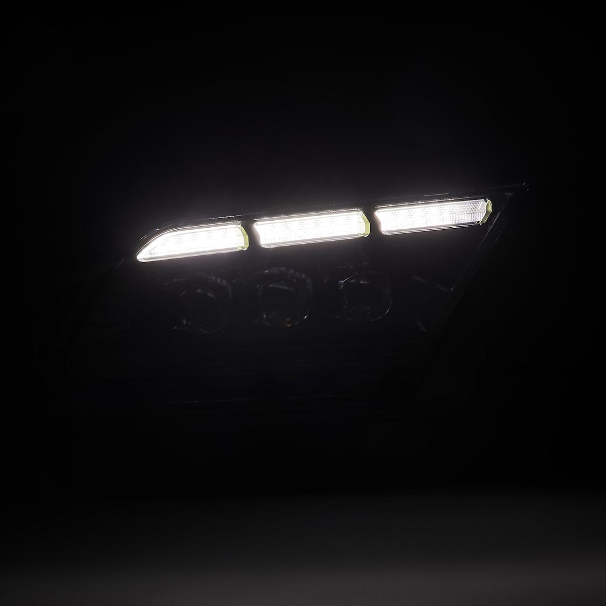 AlphaRex Headlight Assembly 880488 product image 3