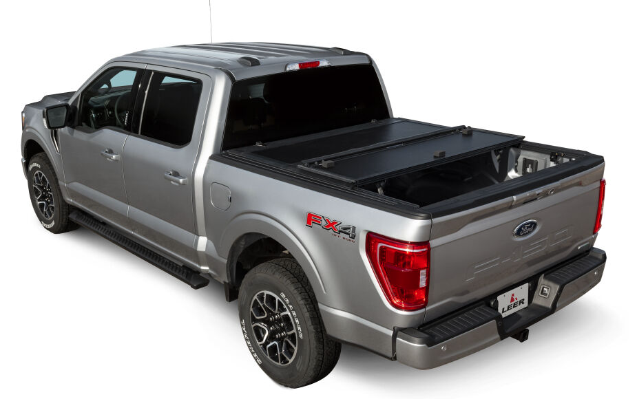 Leer Tonneau Cover, HF350M, 2 Folds/3 Panels, Textured - 631404
