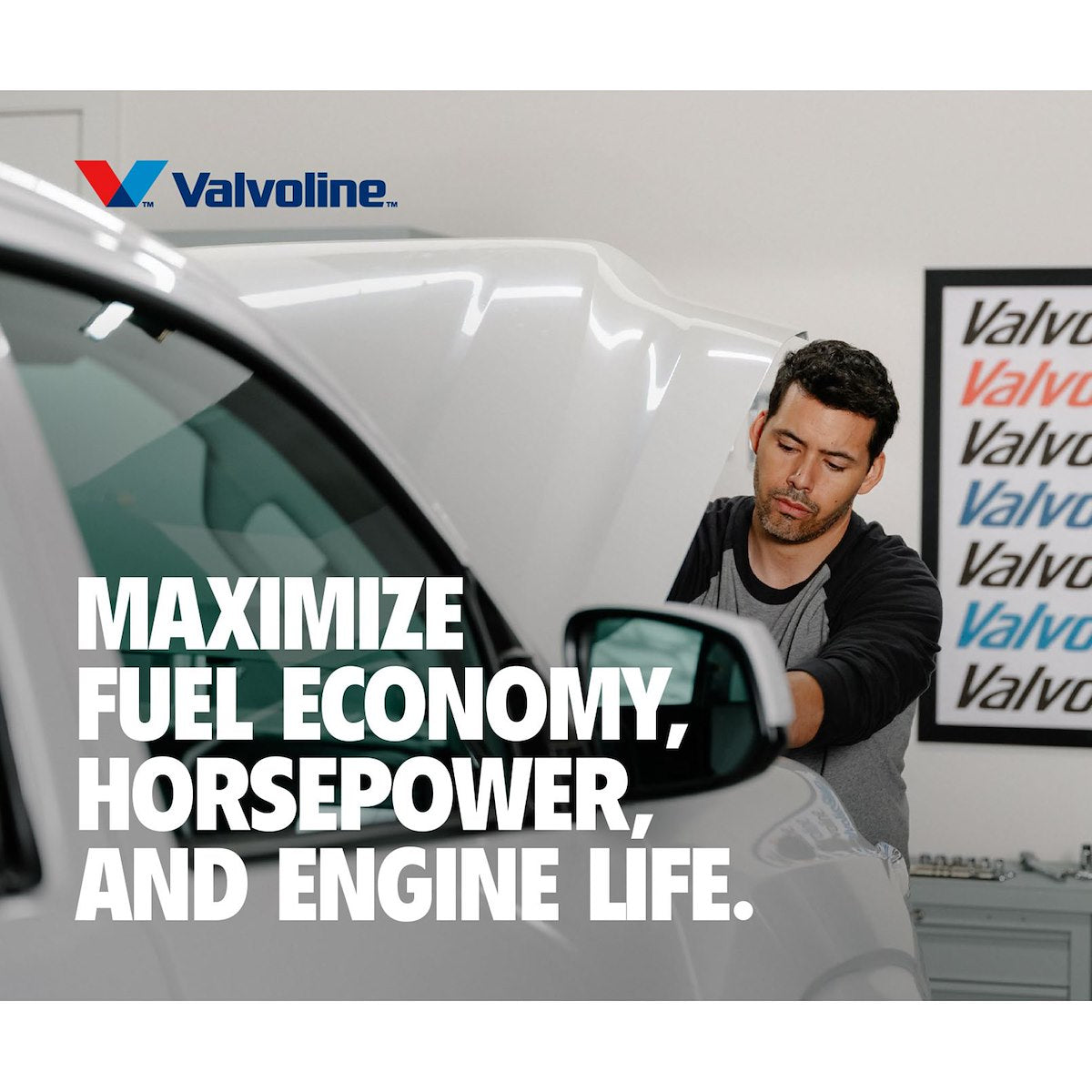 Valvoline Oil, SAE 5W-30, 1 qt Bottle - 904564