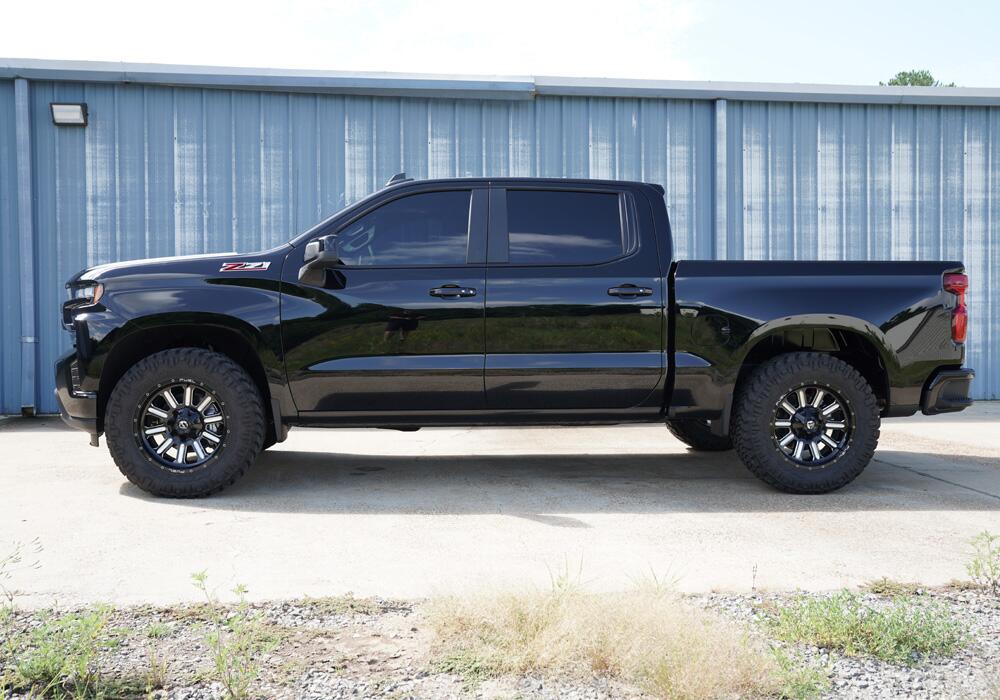 Superlift Leveling Kit Suspension, 2 in Lift - 40040