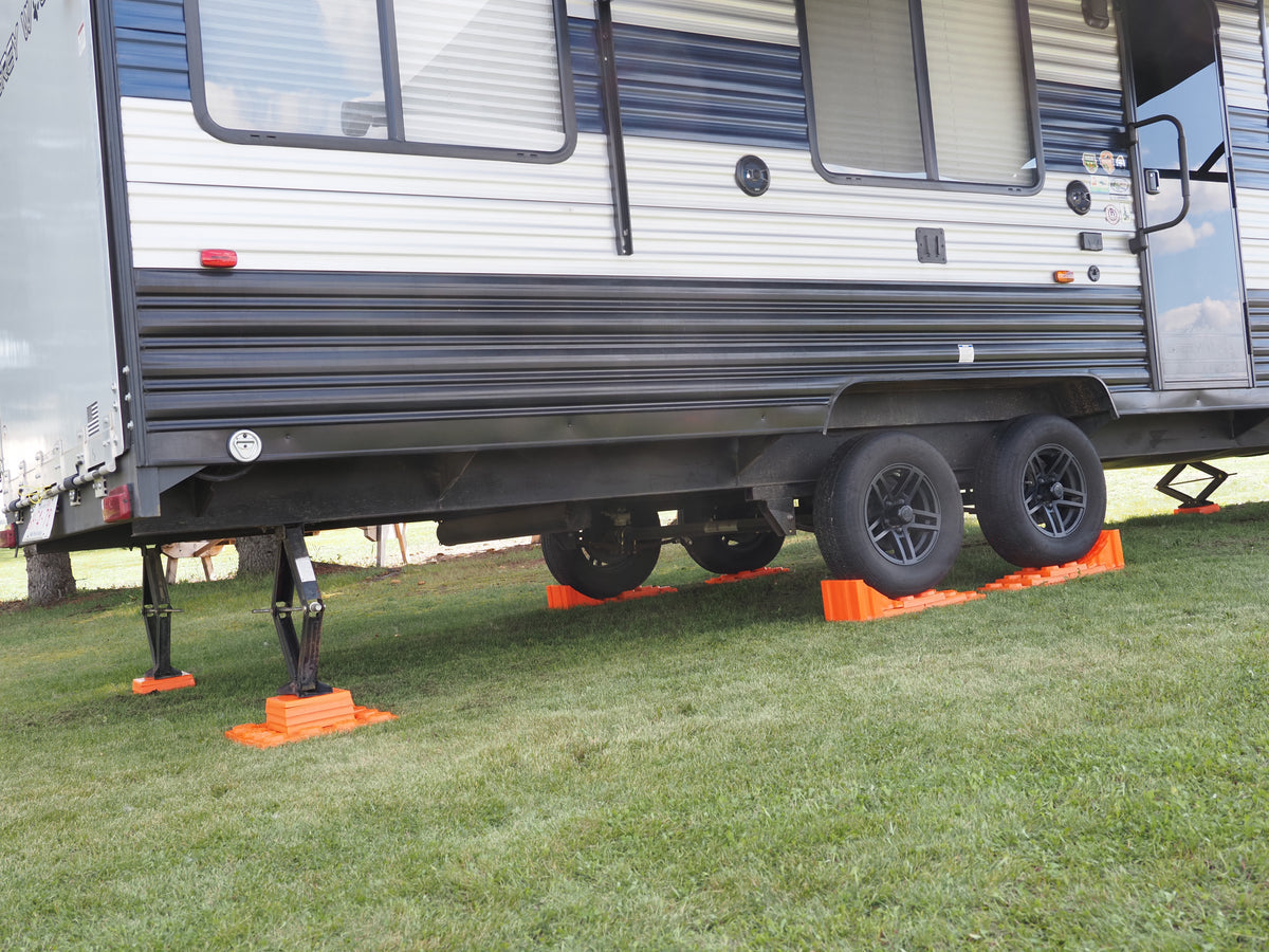 Tri-Lynx Leveling Block, 8-1/2 in Length x 8-1/2 in Width x 1-1/2 in Height, Set Of 4 - 00016