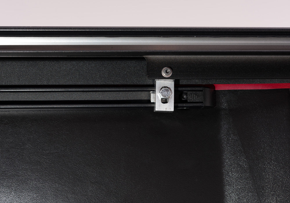 Retrax Retractable Tonneau Covers 60851 product image 8