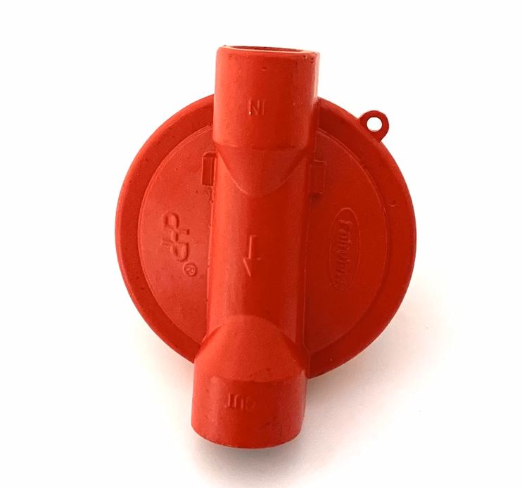JR Products Propane Regulator, 1/4 in FPT Inlet x 1/4 in FPT Outlet, 500000 BTU Per Hour - 07-30325