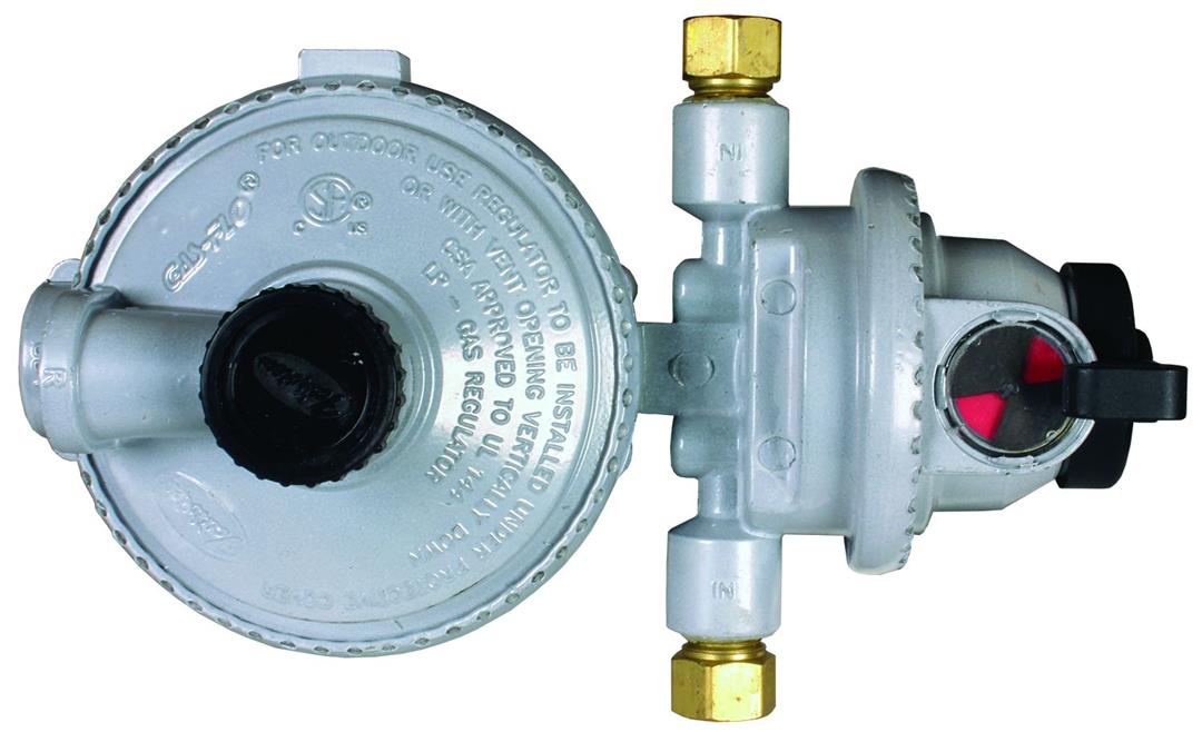 JR Products Propane Regulator, 1/4 in Inverted Flare Inlet x 3/8 in FPT Outlet - 07-30395