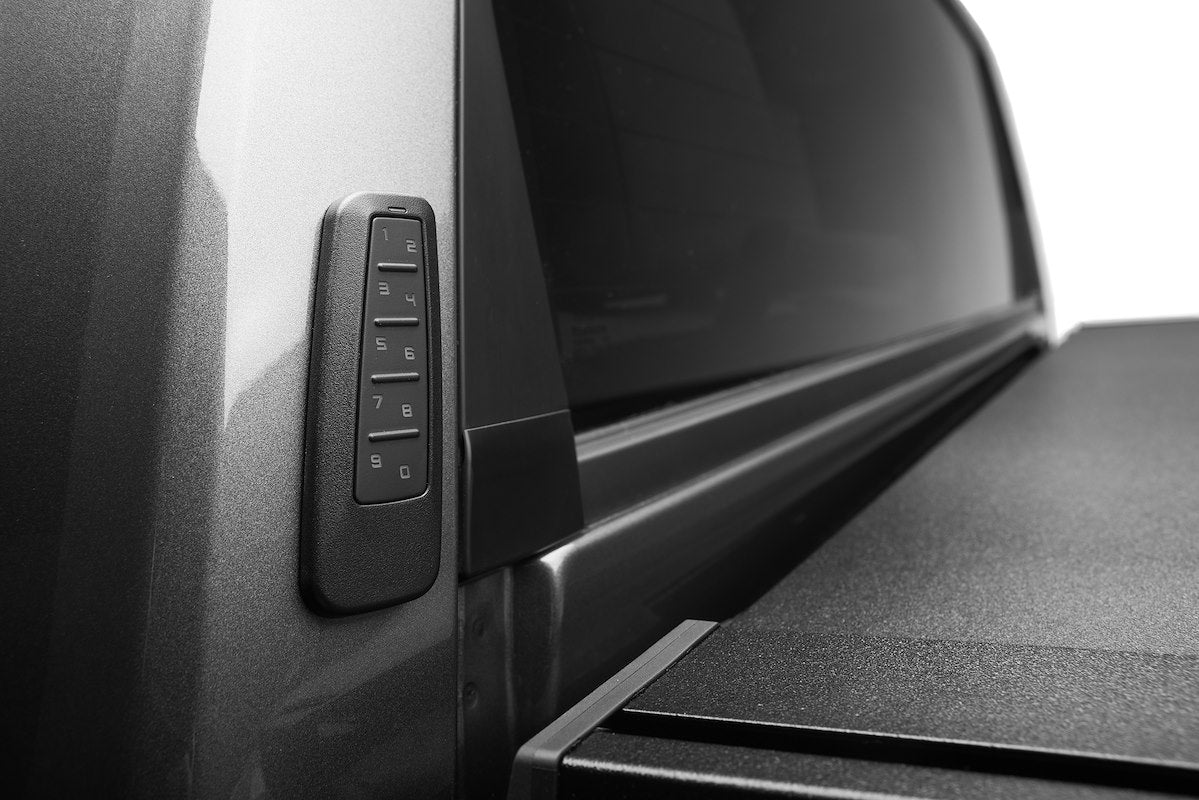 Retrax Retractable Tonneau Covers F09-1201 product image 1