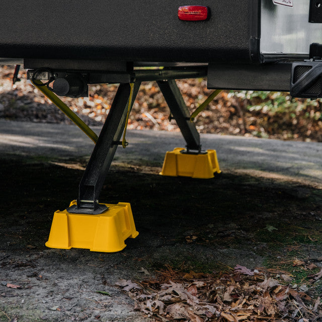 Camco Leveling Block, 8000 lb Capacity, Set Of 2 - 44539