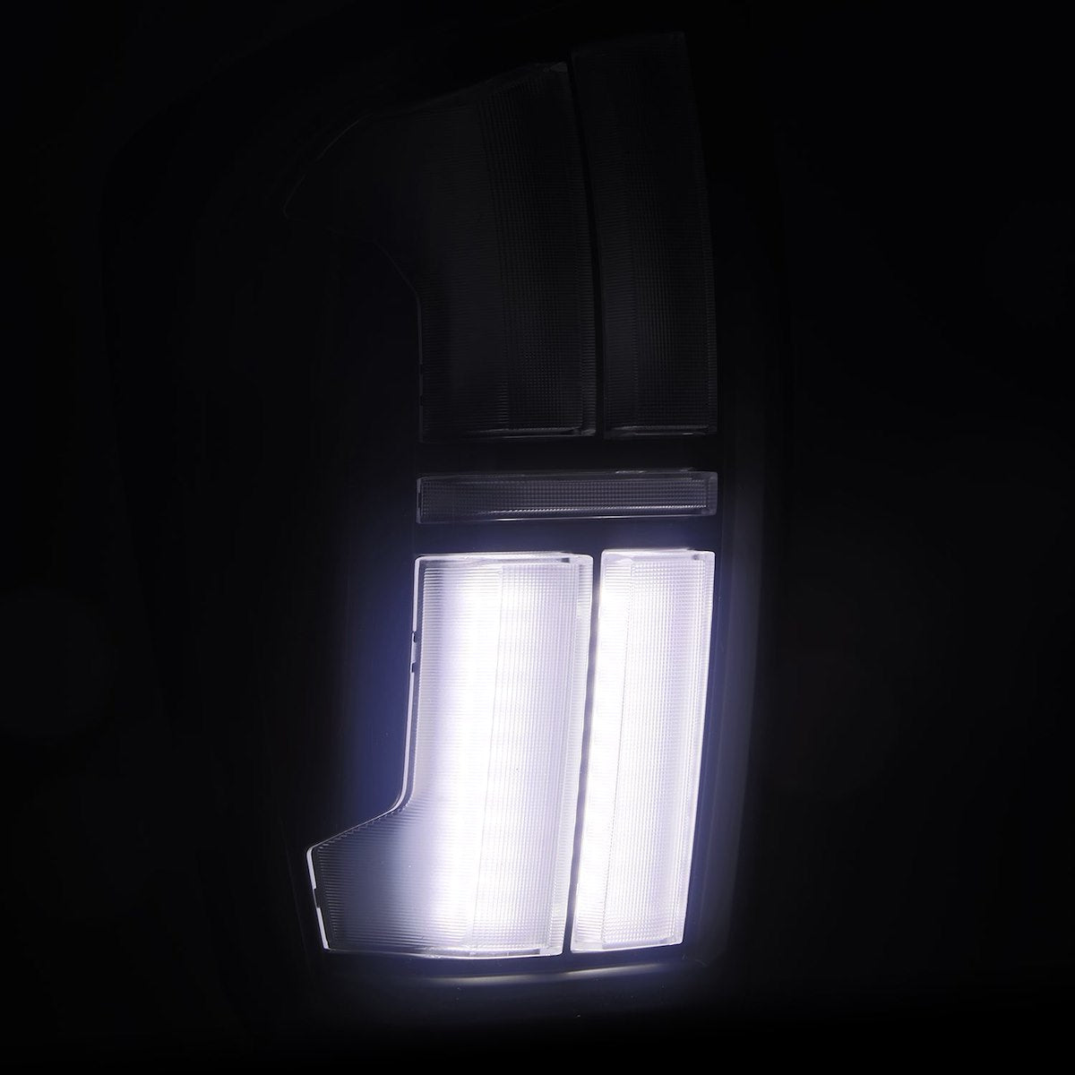 AlphaRex Tail Light Assembly 680092 product image 8