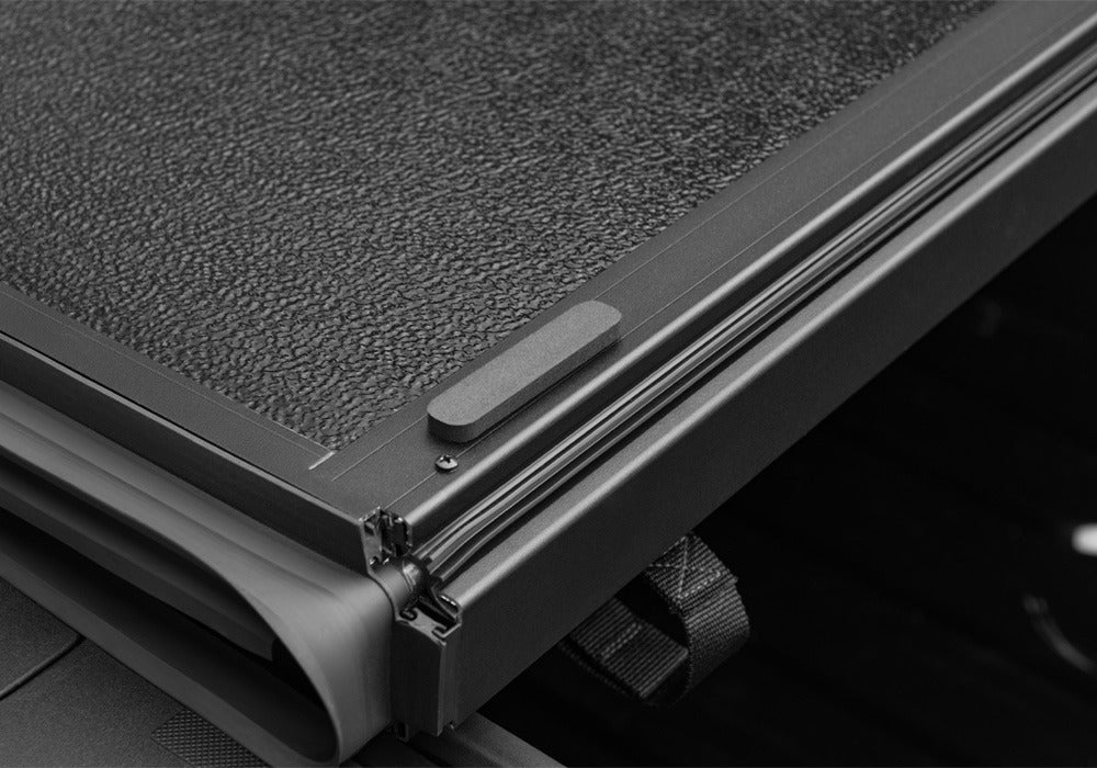 UnderCover Hard Folding Tonneau Covers AX22021 product image 5