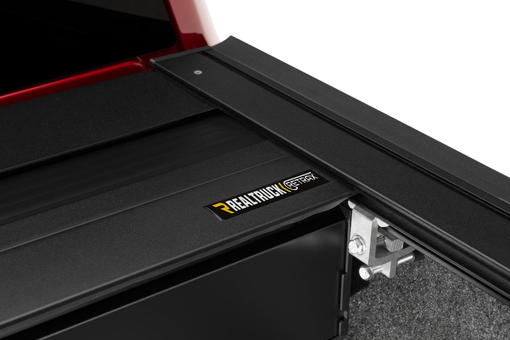 Retrax Retractable Tonneau Covers T-60232 product image 4